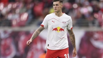 星空电竞平台官网-记者：不能忽视曼联签下塞斯科的可能性，去年曼联就想引进他