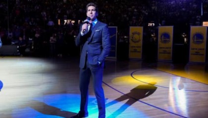 星空电竞-4胜7负开局战绩惨淡 迈尔斯表示勇士并未陷入恐慌