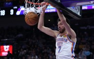 星空电竞-NBA彩经：雷霆全民皆兵击退雄鹿 开拓者轻取爵士 湖人大胜独行侠