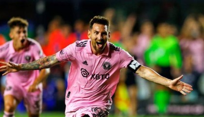 星空电竞官方网站-梅西首秀背后：队友皆迷弟，超巨仍亲民